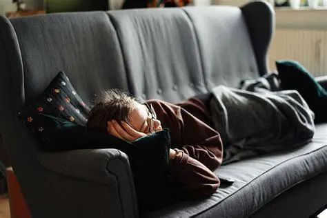 午睡健康指南：科学小憩，避开三大健康隐患