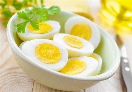国际研究：老人早餐吃鸡蛋的生理革命！科学解析营养密码