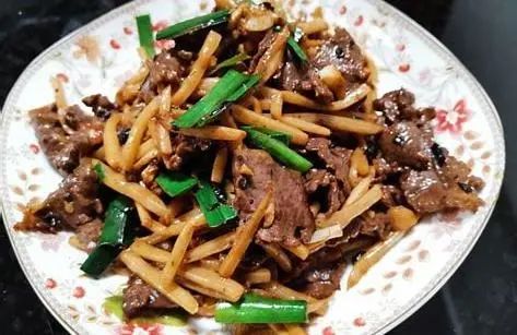 “春季不排毒，一年身体堵”！清明前后，多吃 4 种天然 “排毒菜”